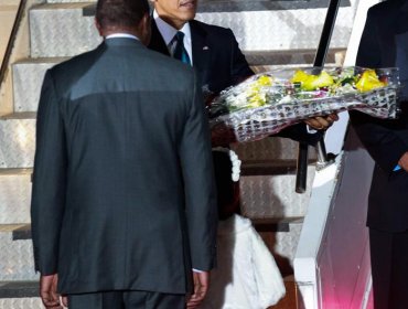 Obama honra a las víctimas del atentado contra la embajada de EEUU en Nairobi