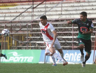 Primera B: Puerto Montt rescata agónico empate en su retorno oficial