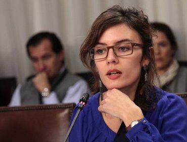 Camila Vallejo: permanencia del PC en la NM depende de cumplimiento de programa