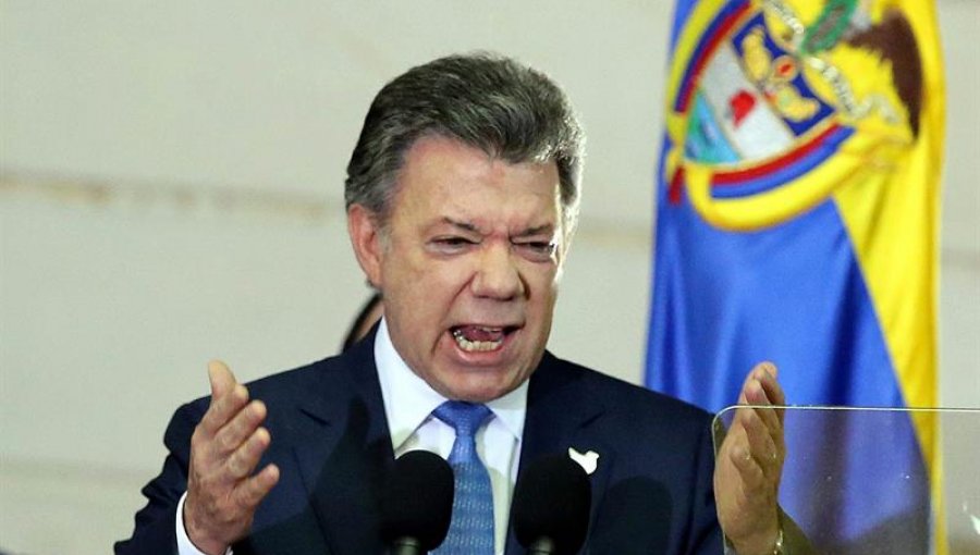 Santos vuelve a suspender los bombardeos contra la guerrilla de las FARC