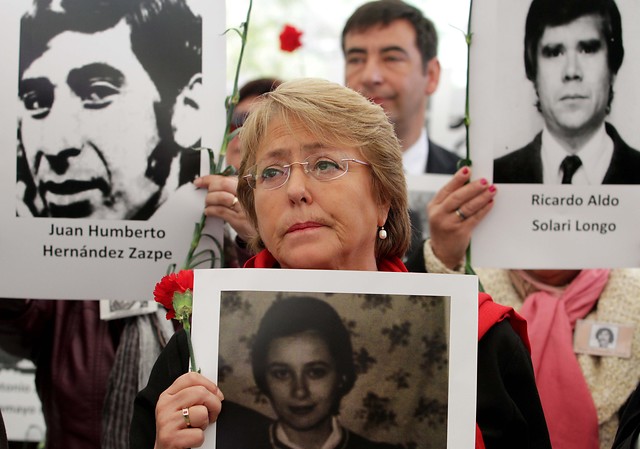 Bachelet a personas con información por crímenes de DDHH: “Basta de silencio”