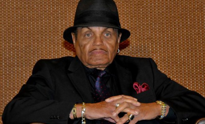 Padre de Michael Jackson sufrió ataque al corazón