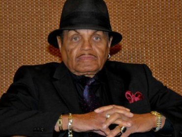 Padre de Michael Jackson sufrió ataque al corazón