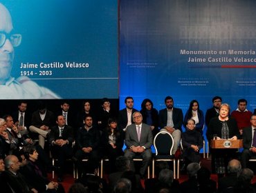 Presidenta promulgó Ley para erigir monumento a Jaime Castillo Velasco