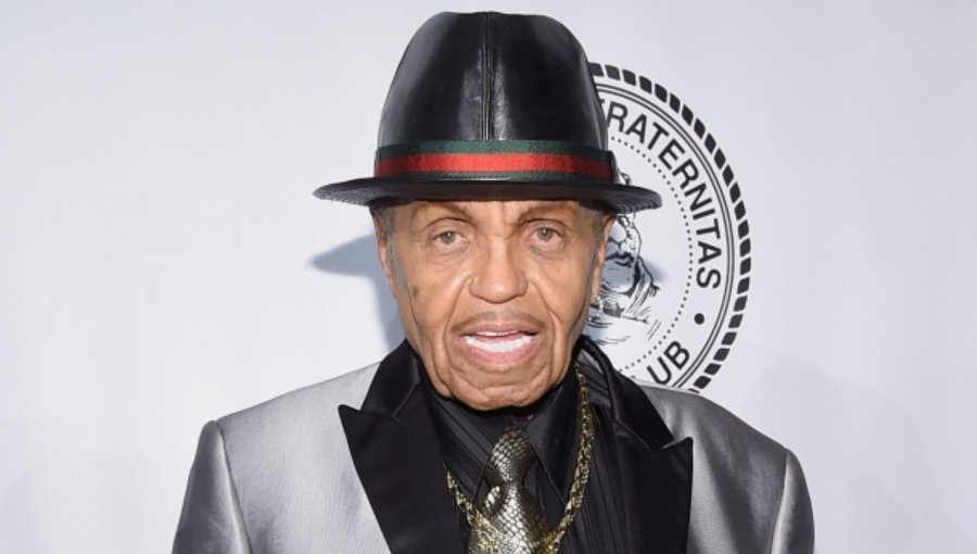 Padre de Michael Jackson sufre derrame cerebral en Brasil