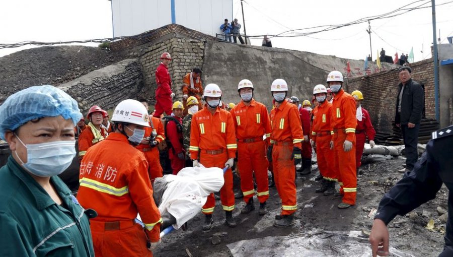 Seis mineros sobreviven una semana en un pozo inundado en el noreste de China