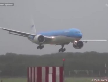 Video: El inestable aterrizaje de un Boeing 777 en Holanda