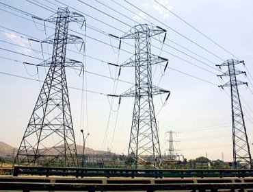 Eléctrica CGE elevó sus beneficios un 104,8% en el primer semestre