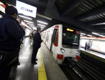 Metro normaliza servicio entre las estaciones Salvador y Los Leones