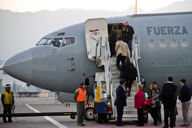 Avión presidencial presenta falla y viaje de Bachelet a Magallanes se retrasa