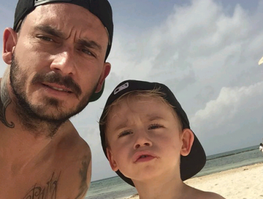 Mauricio Pinilla le cortó el pelo a su hijo: Mira como quedó