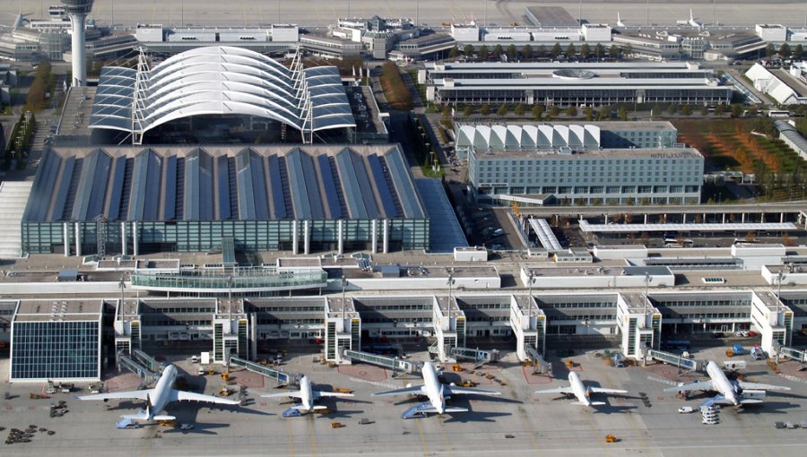 Buscan a madre de recién nacido abandonado en aeropuerto de Múnich