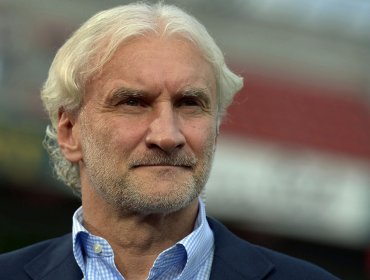 Rudi Völler y fichaje de Aránguiz al Bayer Leverkusen:"Creo que tendremos éxito"