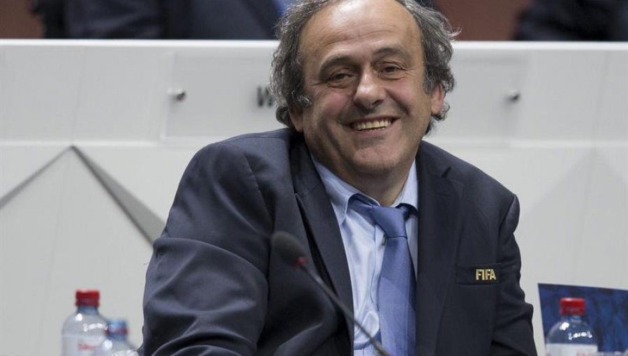 Platini recibe respaldo de federaciones de Chile, Uruguay, México y Caribe