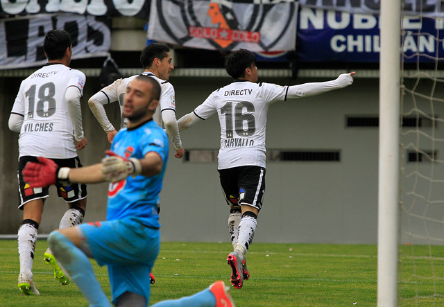 Copa Chile: Colo Colo clasifica a octavos de final tras golear a Ñublense