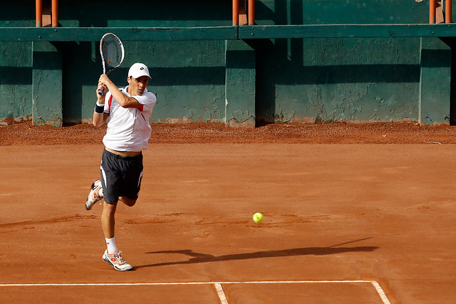 Tenis: Cristóbal Saavedra se coronó campeón del Futuro 16 de Túnez