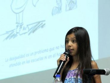 Conoce a la niña de 11 años que escribe libros y promueve la igualdad de género