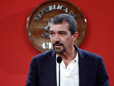 Antonio Banderas publica poema dedicado a los mineros de la Mina San José