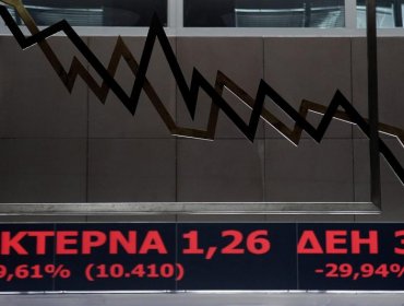 Bolsa de Atenas reduce la caída a media jornada de esta primera sesión tras el cierre