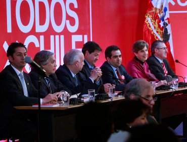 Bachelet inicia cónclave de la Nueva Mayoría para priorizar el programa de gobierno