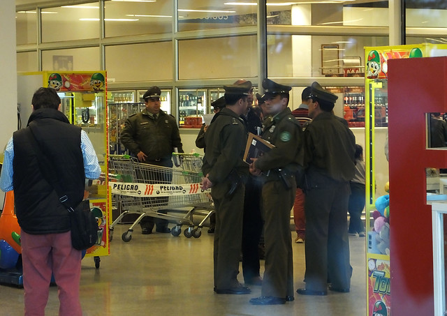Asaltan supermercado y roban $25 millones en Huechuraba