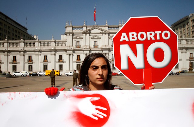 Comisión de Salud debe votar este martes proyecto sobre aborto