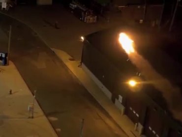 Video: Recrean la antorcha humana de los “4 Fantásticos” con drones