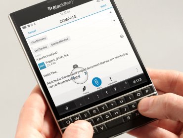 Blackberry anuncia nueva versión de su teléfono Passport