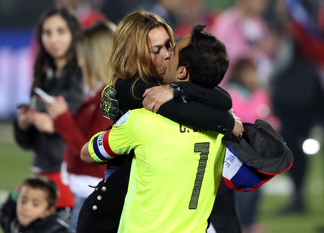 Suplantaron la identidad de hija de Claudio Bravo en Instagram