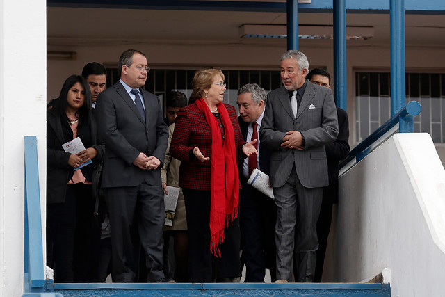 Bachelet: "Asegurar un acceso a una educación de calidad es central"