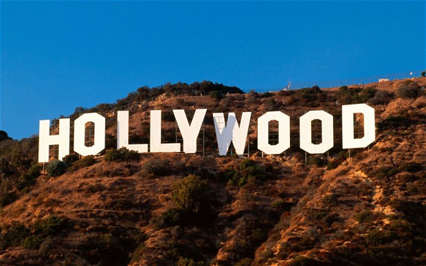 Hollywood continúa ignorando a hispanos en sus producciones, según un estudio