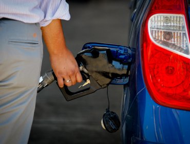 Suben las bencinas pero bajan el kerosene y el diesel