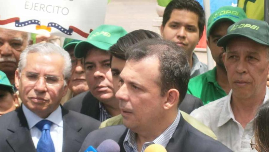 Alianza opositora venezolana echa a Copei para evitar "intrusión" de Gobierno