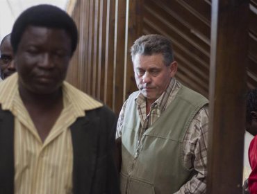 Aplazado el juicio al organizador de la cacería del león Cecil en Zimbabue