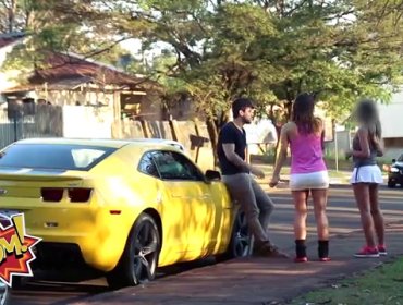 Video: La broma del Camaro que deja en evidencia a las mujeres en Brasil