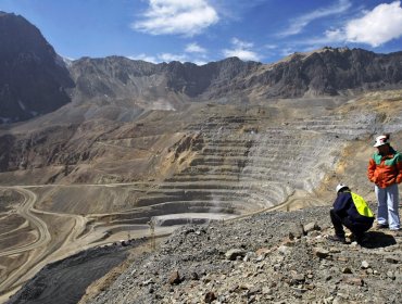 FMI: Repunte en Chile ha perdido impulso lastrado por el fin del boom minero