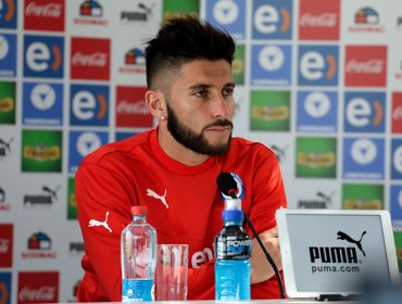 Marco Medel presentado en la Universidad Católica: "Mi meta es salir campeón y volver a la 'Roja'"