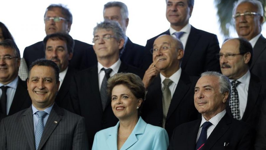 El apoyo a Rousseff sigue en mínimos y el laborismo se aleja del Gobierno