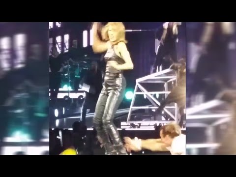 Video: Taylor Swift se llevó el susto de su vida cuando estos dos fans quisieron tocarla