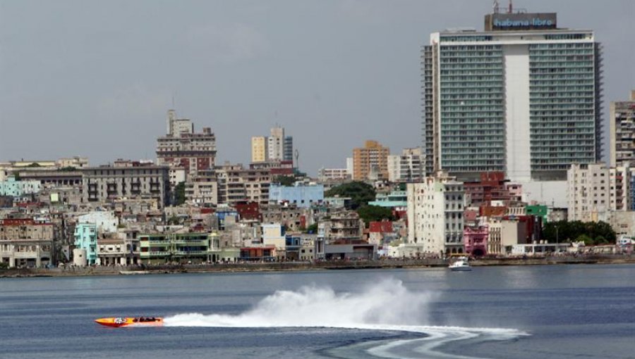 Viajeros de EEUU se adentran en Cuba en un viaje nostálgico al pasado