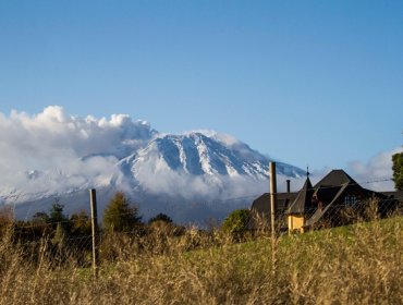 Construcción de Villorrio para vecinos de Río Blanco, Lago Chapo y Correntoso