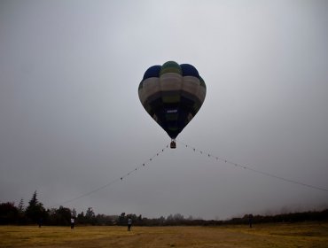 El primer globo de aíre caliente a energía solar despega en Inglaterra