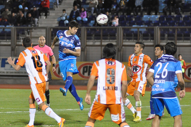 Apareció el campeón: Cobresal debutó ganando 2-1 en Arica