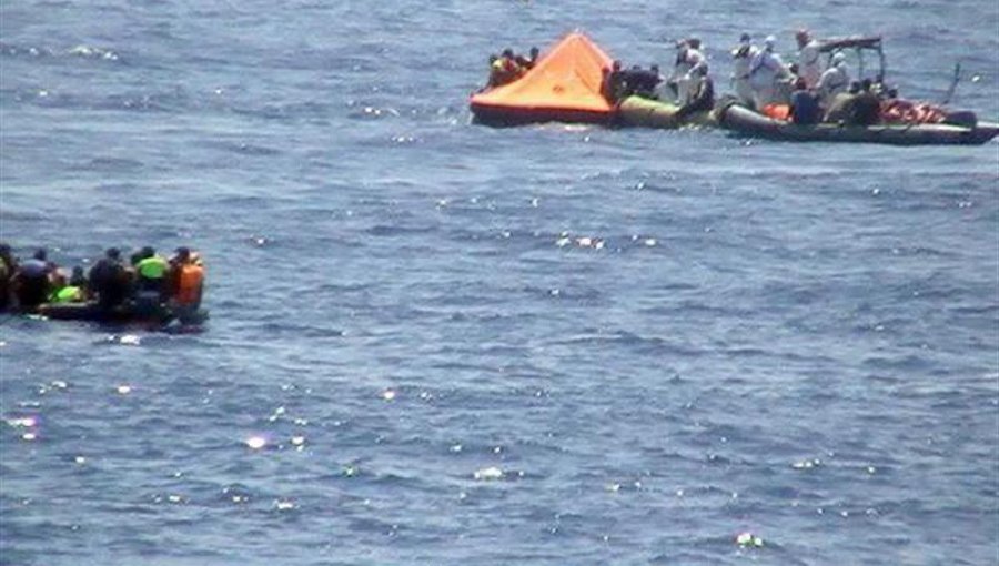 Guardia Costera italiana rescata a 345 inmigrantes frente a las costas libias