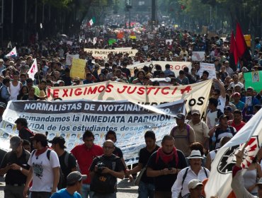 Padres de estudiantes desaparecidos en México anuncian huelga de hambre