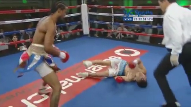 Video: Boxeador argentino simula descaradamente un knockout sin recibir golpes