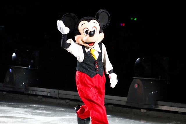 Disney se disculpa ante "inapropiado" tuit en el aniversario de la bomba atómica