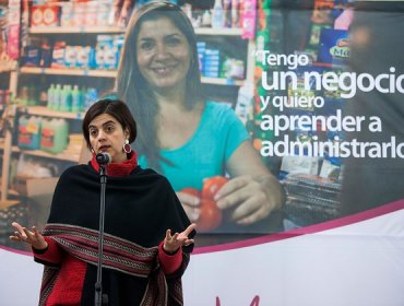 Ministra Pascual llama a respetar los derechos laborales maternales