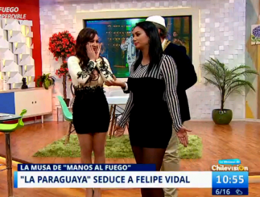 Así fue el sensual duelo entre Pamela Díaz y musa de Manos al Fuego