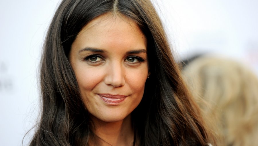 Irreconocible: La demacrada nueva imagen de Katie Holmes